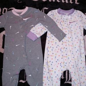 NIKE SWOOSH NIKE POLKADOT footie